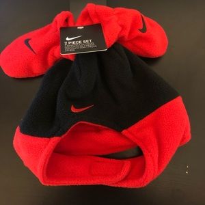 Nike Accessories - Nike Baby Fleece Hat and Mittens 2 Piece Set Nike Accessories - Nike Baby Fleece Hat and Mittens 2 Piece Set